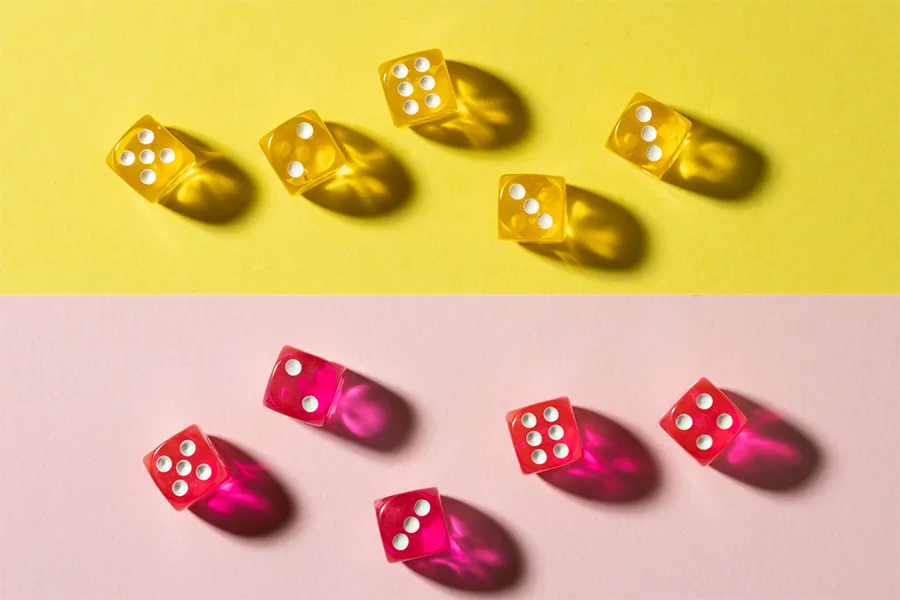 خلاصه کتاب فریب خورده تصادف؛ نگاهی عمیق به شانس، تصادف و فریب ذهنی📝 1 شانس و تصادف؛ دشمن نامرئی ما