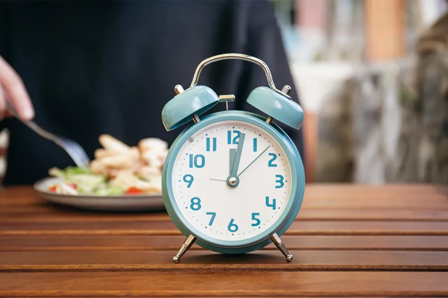 بهترین روش اجرای رژیم فستینگ طبق نظر دکتر اندرو هیوبرمن