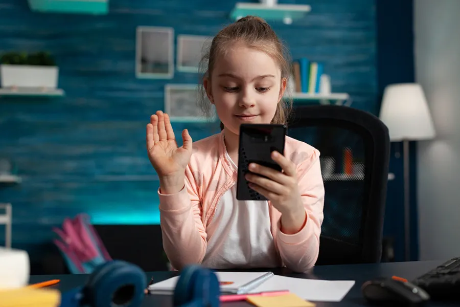 بهترین راههای درمان حواس پرتی کودکان چیست؟✨ 1 نشانهها و علائم حواس پرتی در کودکان