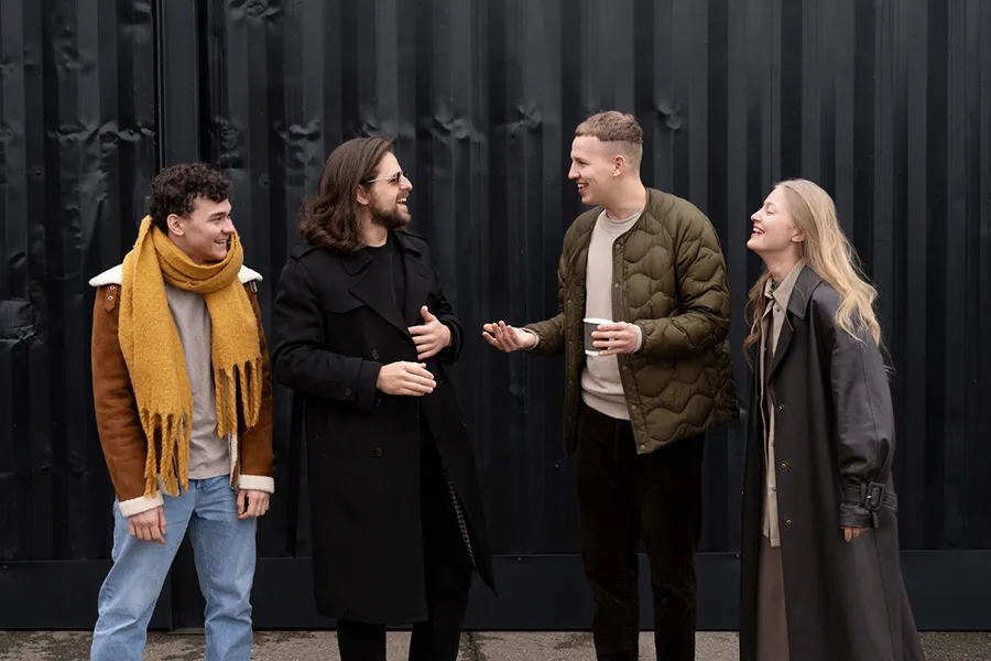 رازهای علمی اندرو هیوبرمن درباره تاثیر شکرگزاری بر شادی و آرامش🙏 2 تاثیر شکرگزاری بر روابط اجتماعی