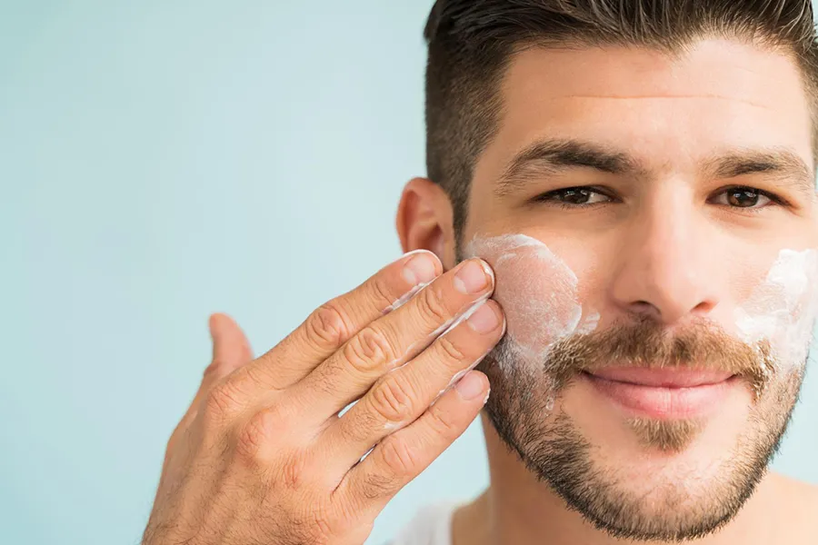 رفع تیرگی پوست با ترفندهای ساده خانگی✨ 5 نقش ضد آفتاب در جلوگیری و درمان تیرگی پوست