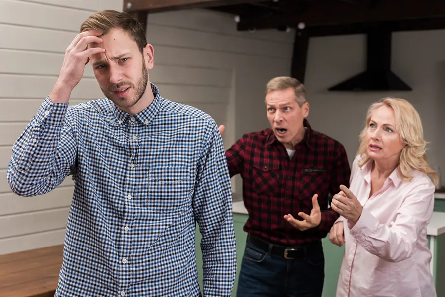 تأثیر دخالت خانواده همسر بر زندگی مشترک