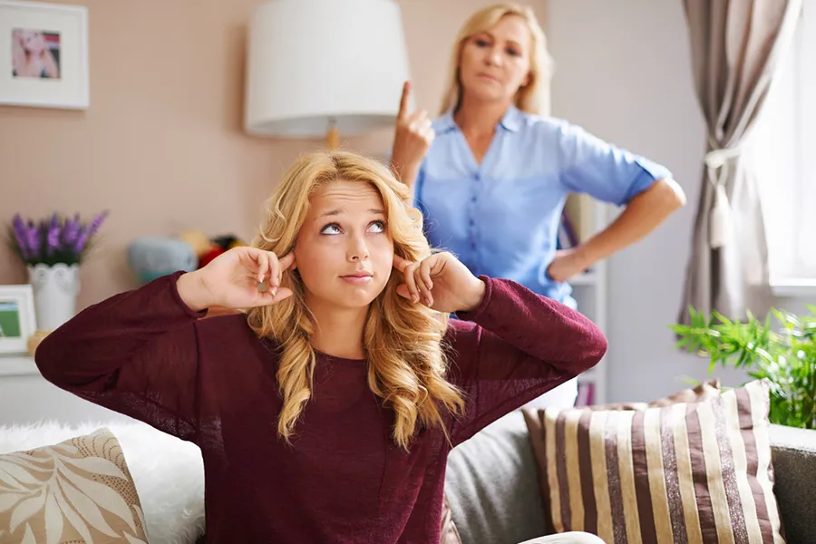 تعیین مرزهای سالم با خانواده همسر