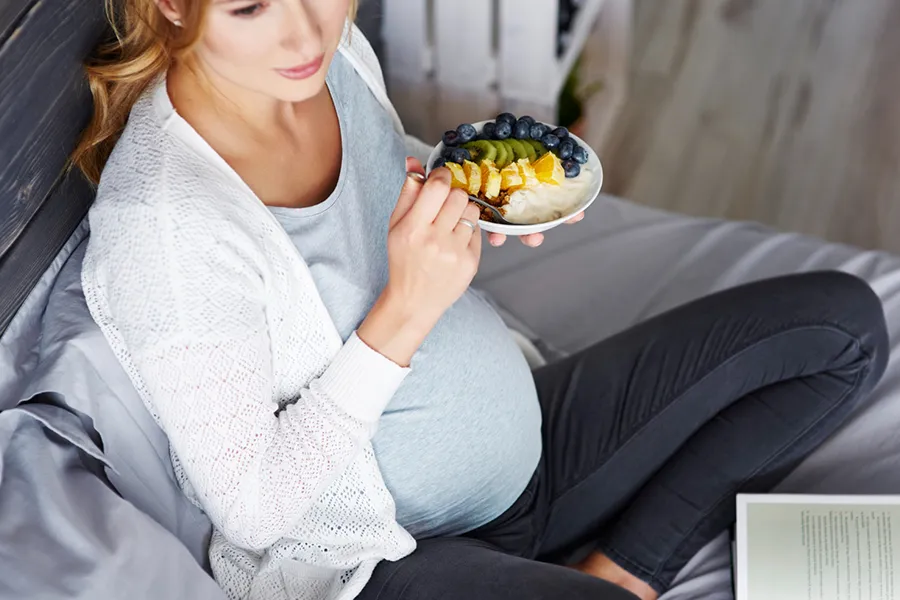 چرا مادران به دیابت بارداری مبتلا می شوند و چطور پیشگیری کنیم؟🤰 4 اصول تغذیه در دیابت بارداری