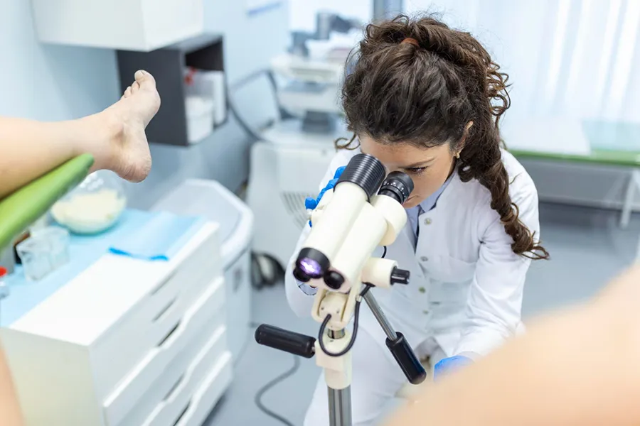 کولپوسکوپی چیست؟